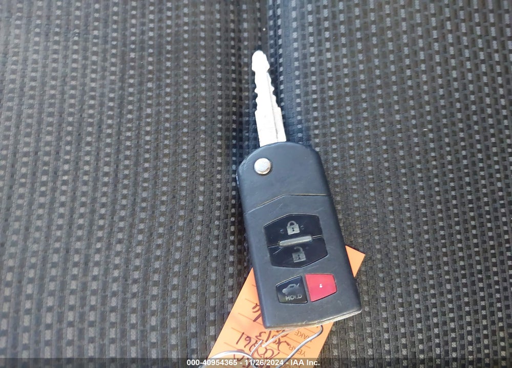2013 MAZDA 3 I SPORT VIN: JM1BL1UP8D1756205