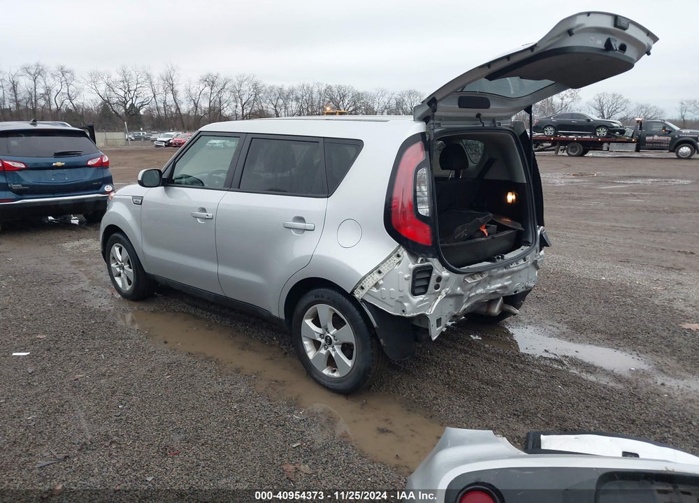 2018 KIA SOUL VIN: KNDJN2A26J7607594