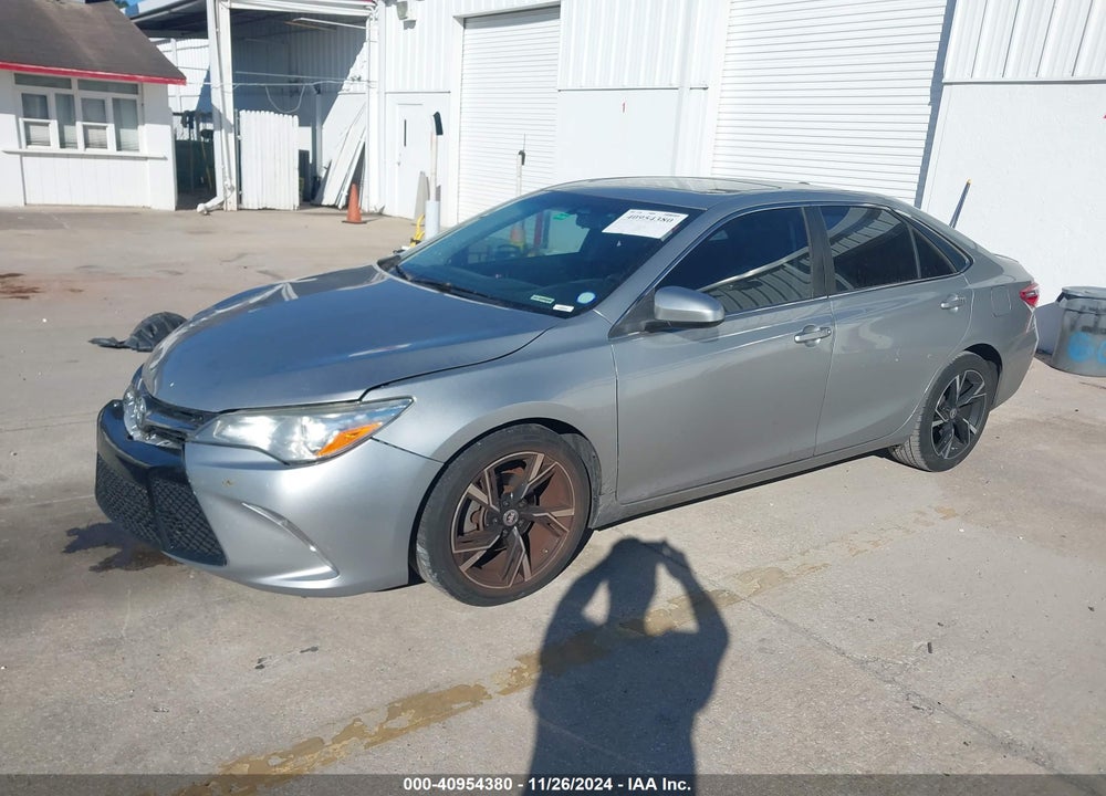 2015 TOYOTA CAMRY SE VIN: 4T1BF1FK5FU001468