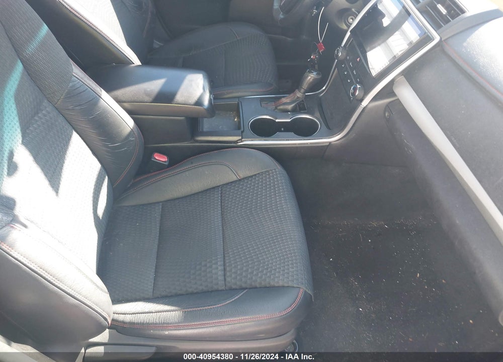 2015 TOYOTA CAMRY SE VIN: 4T1BF1FK5FU001468