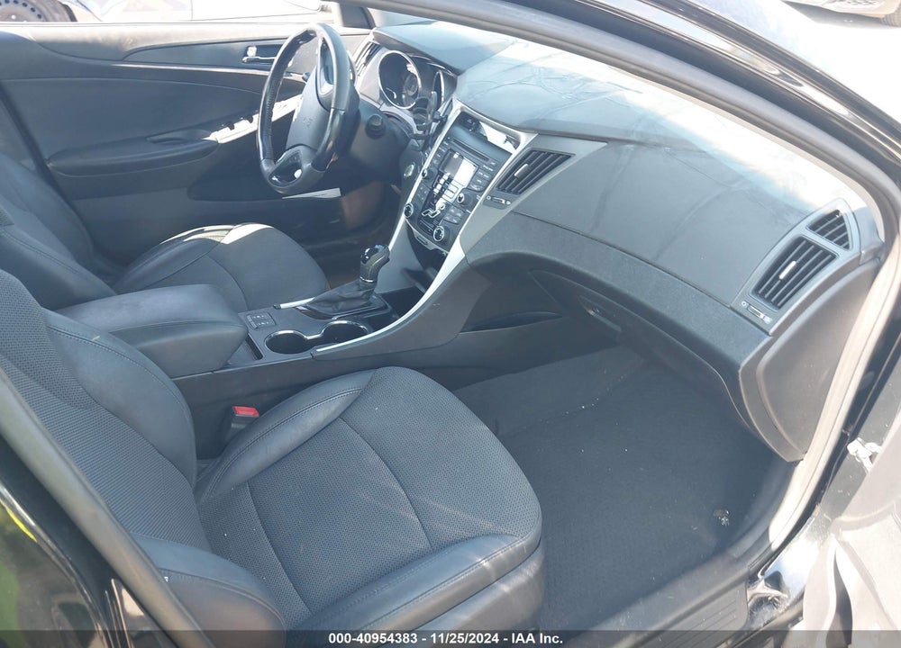 2013 HYUNDAI SONATA SE 2.0T VIN: 5NPEC4AB2DH804992