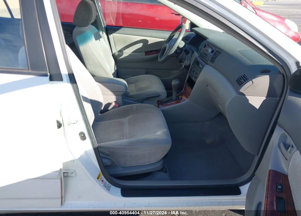 2003 TOYOTA COROLLA LE VIN: 1NXBR38E83Z096985
