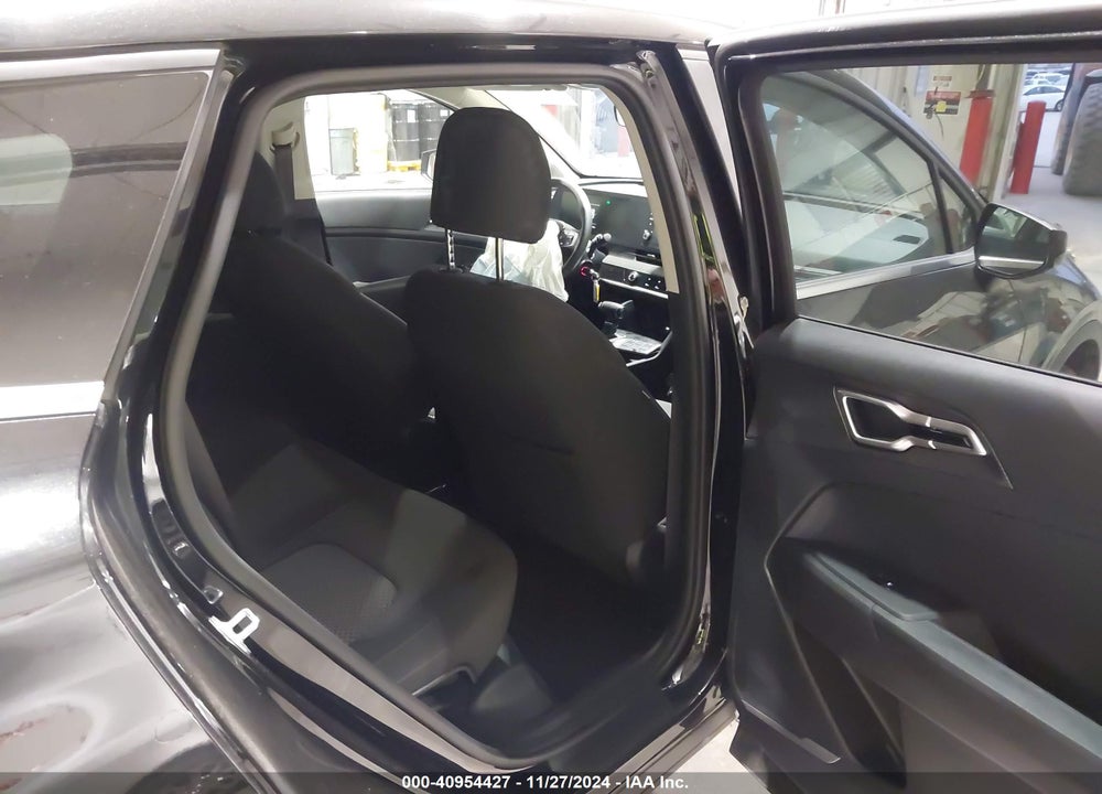 2023 KIA SPORTAGE LX VIN: KNDPUCAFXP7174117