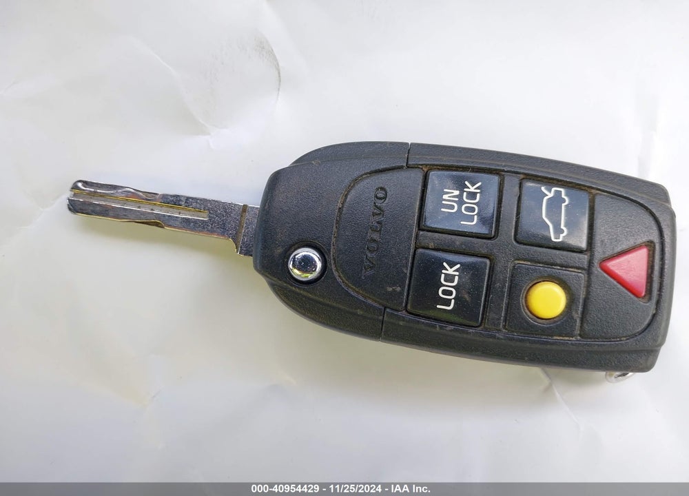 2006 VOLVO XC90 2.5T VIN: YV4CZ592761290371