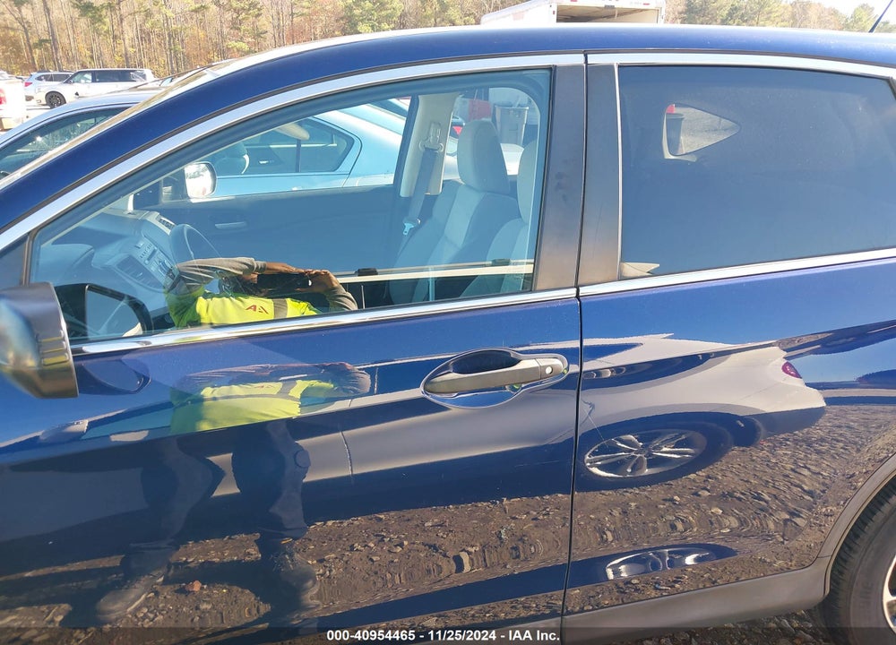 2016 HONDA CR-V SE VIN: 5J6RM4H4XGL037957