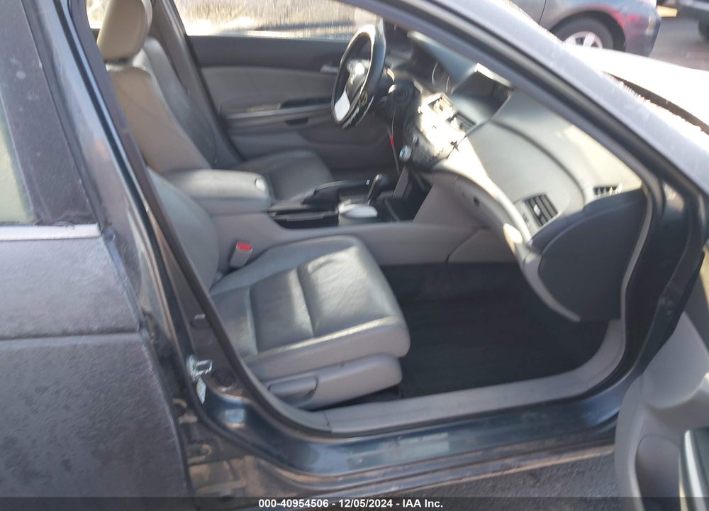 2008 HONDA ACCORD 2.4 EX-L VIN: 1HGCP26888A140239