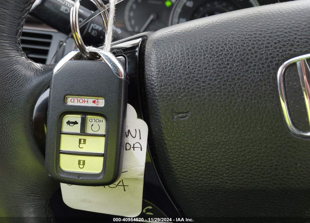 2016 HONDA ACCORD EX-L VIN: 1HGCR2F84GA056041