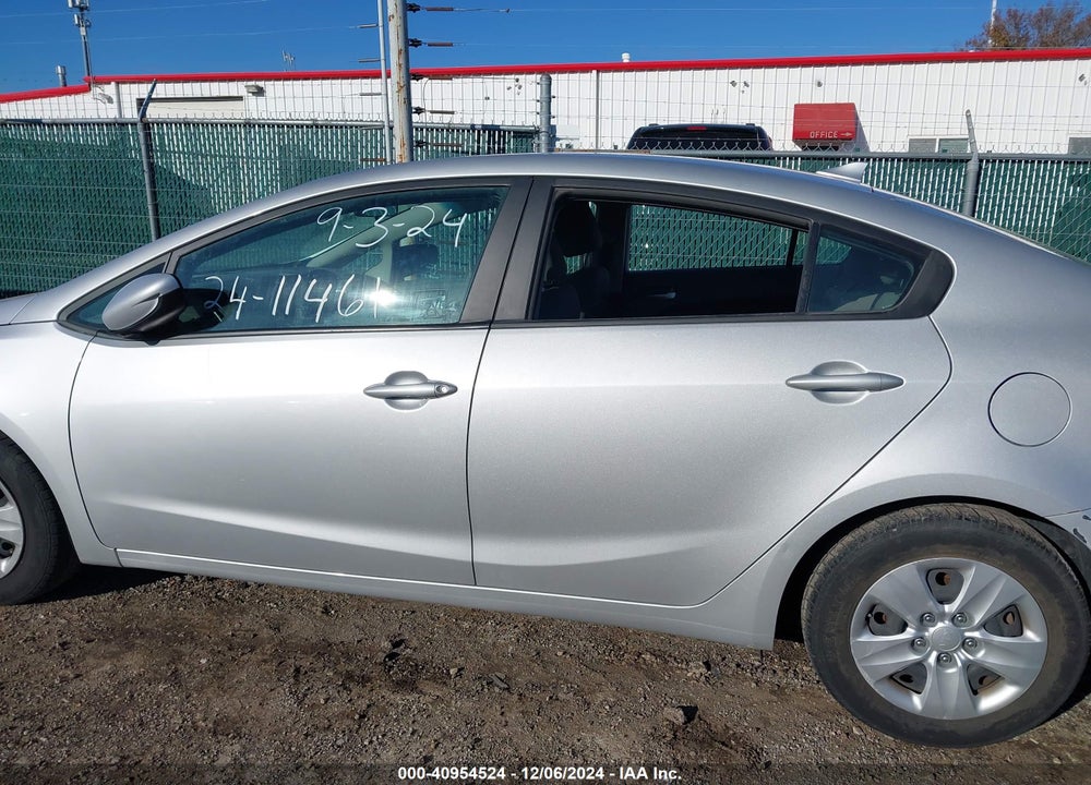 2017 KIA FORTE LX VIN: 3KPFK4A79HE072180