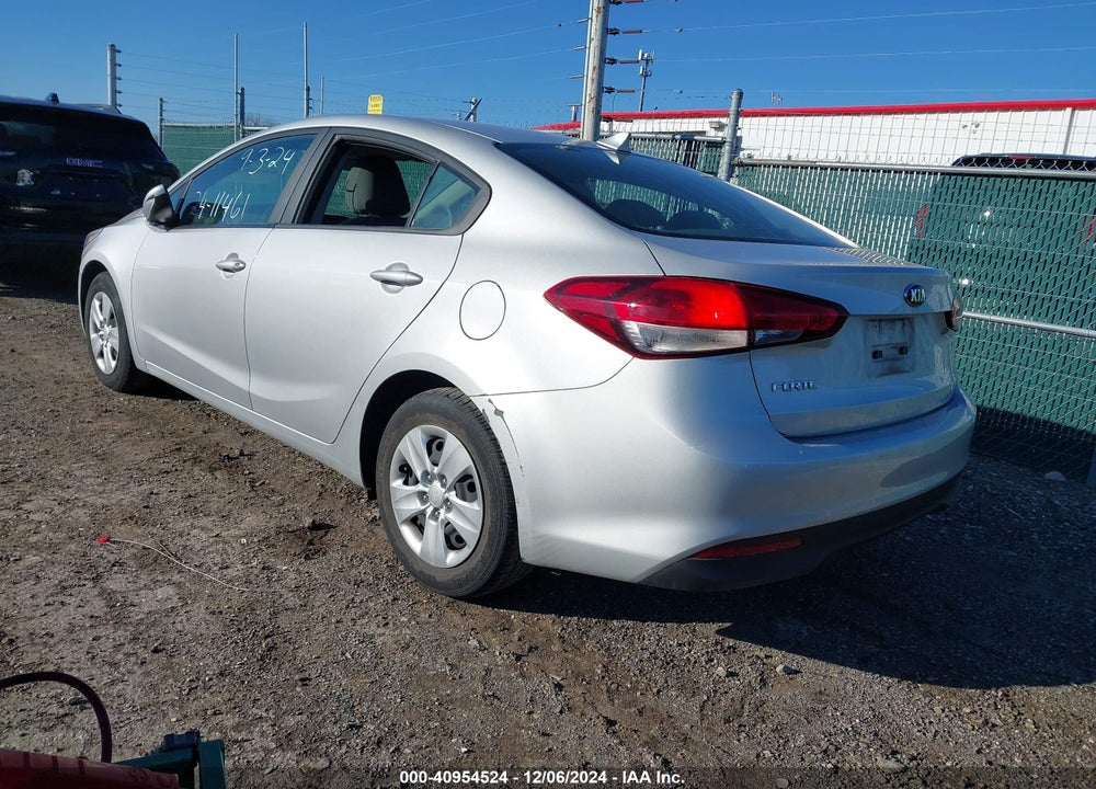 2017 KIA FORTE LX VIN: 3KPFK4A79HE072180