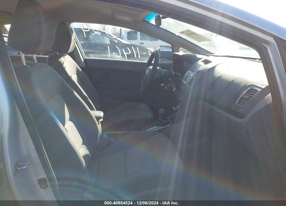 2017 KIA FORTE LX VIN: 3KPFK4A79HE072180