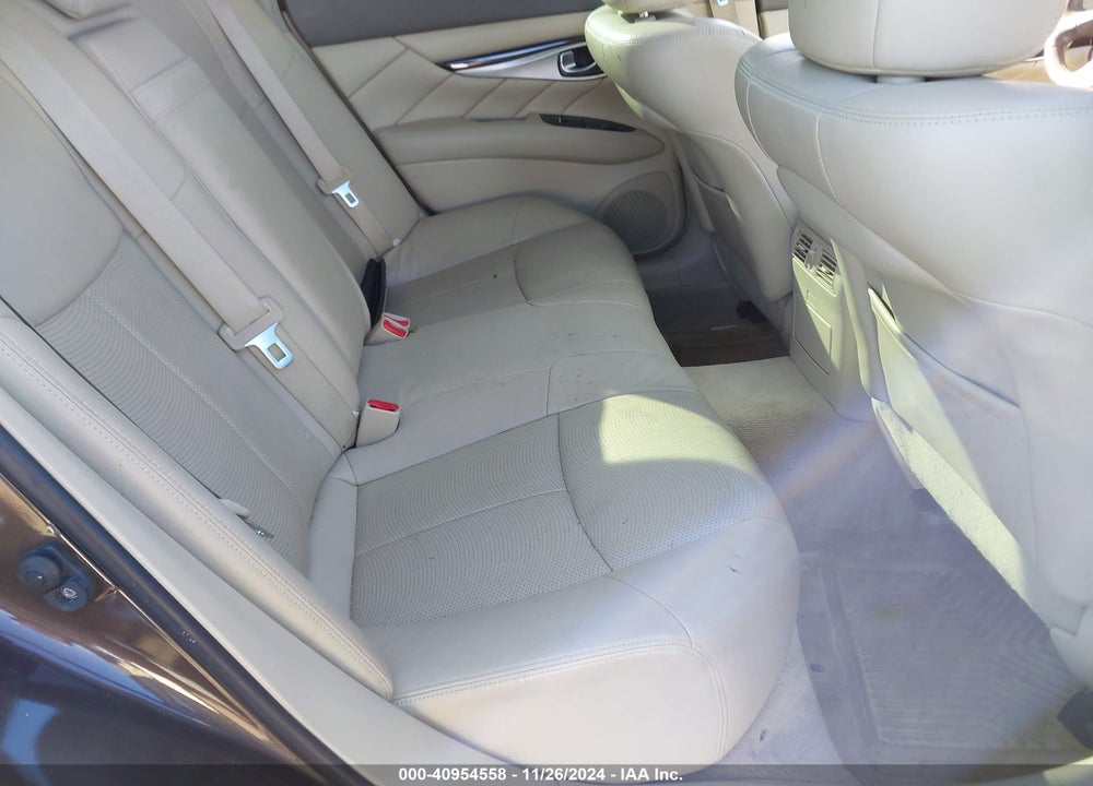 2015 INFINITI Q70 3.7 VIN: JN1BY1APXFM541869