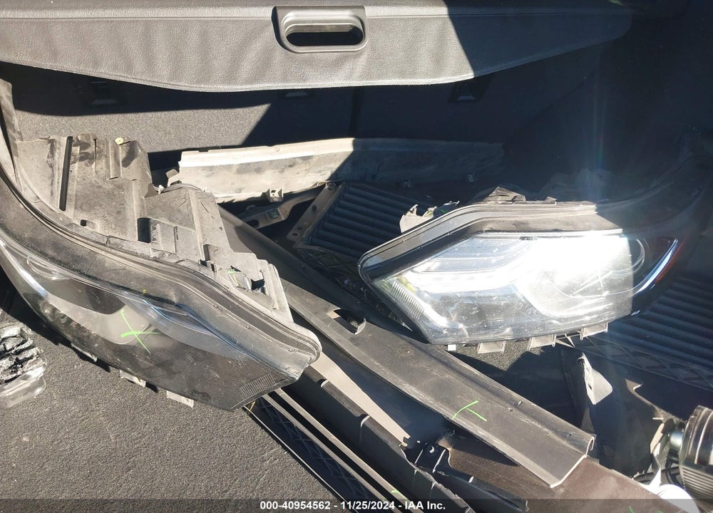 2018 CHEVROLET EQUINOX LS VIN: 2GNAXHEV4J6164208