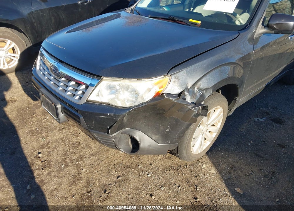 2012 SUBARU FORESTER 2.5X PREMIUM VIN: JF2SHADC3CH442726