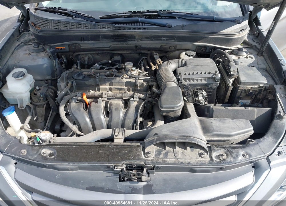 2014 HYUNDAI SONATA GLS VIN: 5NPEB4AC0EH936890