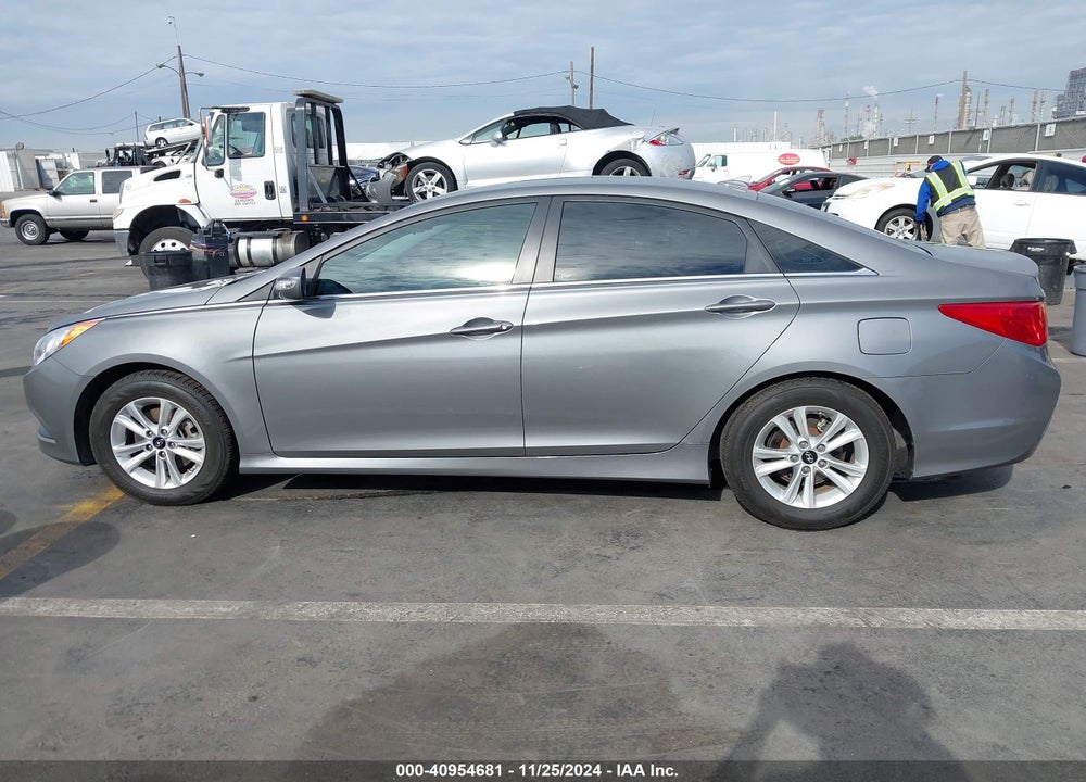 2014 HYUNDAI SONATA GLS VIN: 5NPEB4AC0EH936890