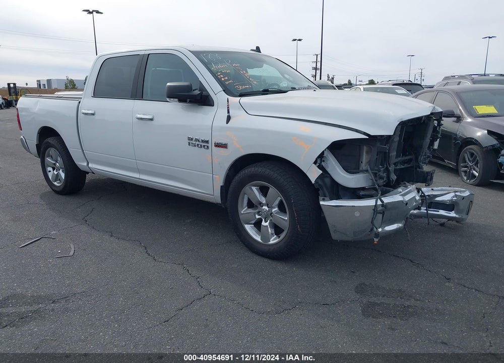 2018 RAM 1500 BIG HORN 4X2 5'7 BOX VIN: 3C6RR6LTXJG158050
