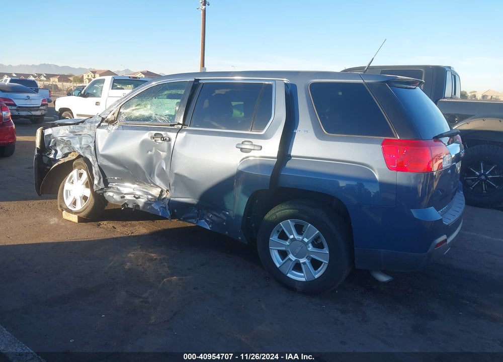 2011 GMC TERRAIN SLE-1 VIN: 2CTALMEC4B6381467