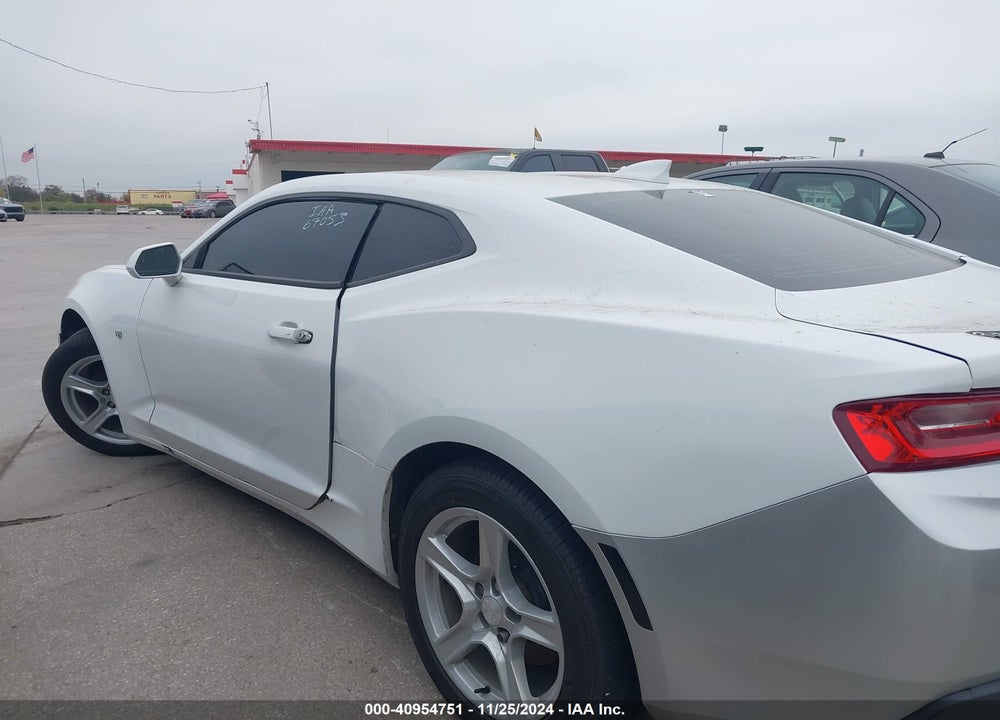 2016 CHEVROLET CAMARO 1LT VIN: 1G1FB1RS5G0131099