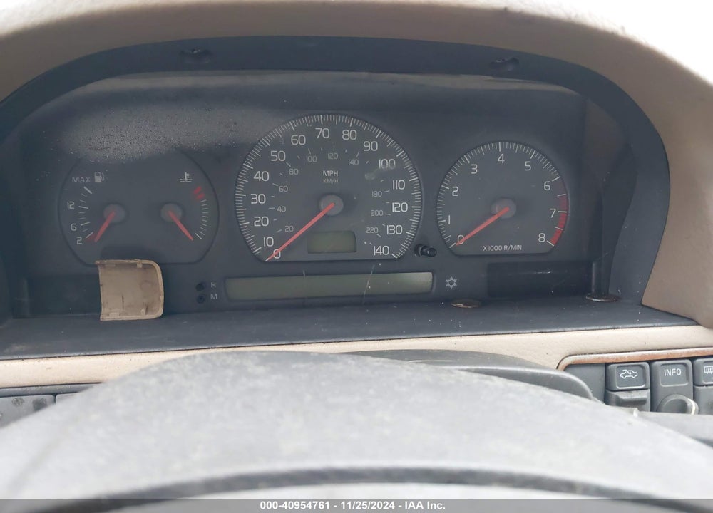 1999 VOLVO S70 VIN: YV1LS55A9X2621266