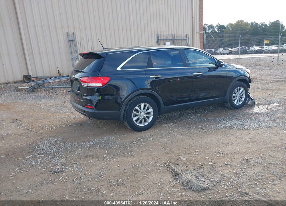2016 KIA SORENTO 2.4L L VIN: 5XYPG4A33GG115819