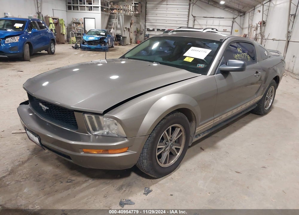 2005 FORD MUSTANG V6 DELUXE/V6 PREMIUM VIN: 1ZVFT80N055238207