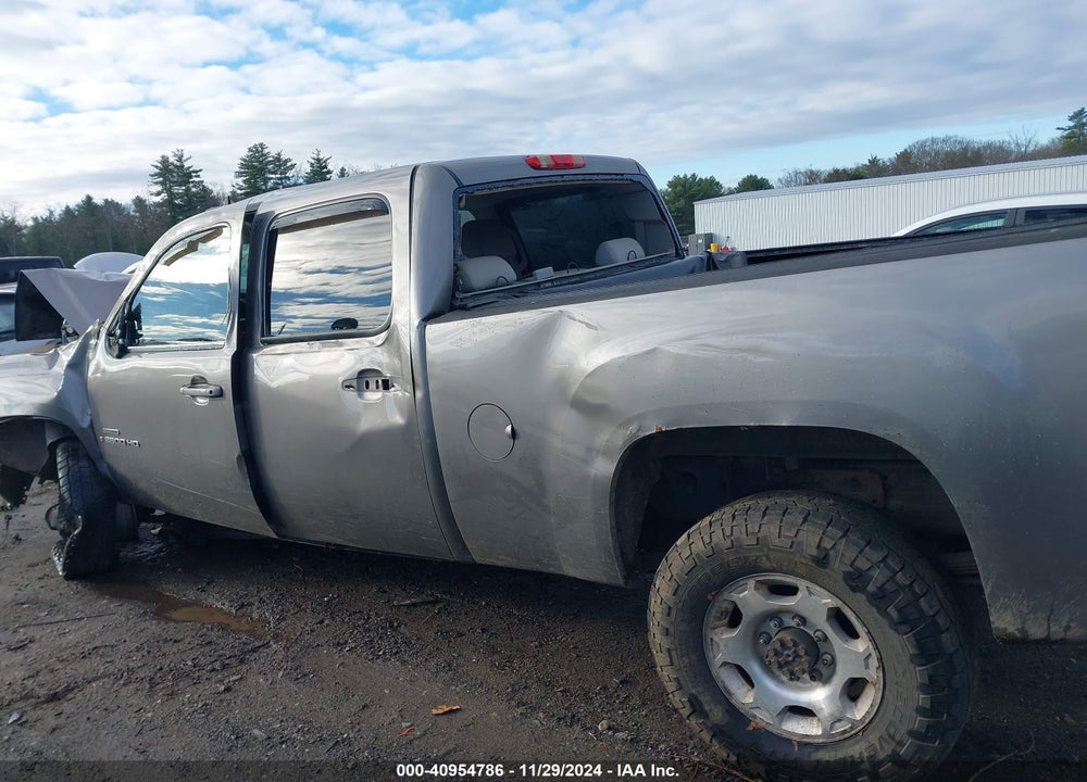 2008 GMC SIERRA 2500HD SLT VIN: 1GTHK23628F227501