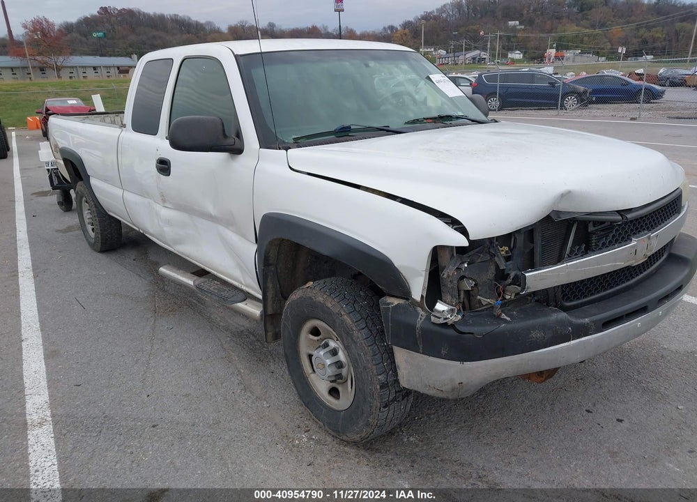 2002 CHEVROLET SILVERADO 2500HD VIN: 1GCHK29U02E162280