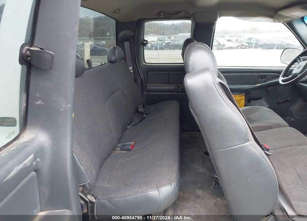 2002 CHEVROLET SILVERADO 2500HD VIN: 1GCHK29U02E162280