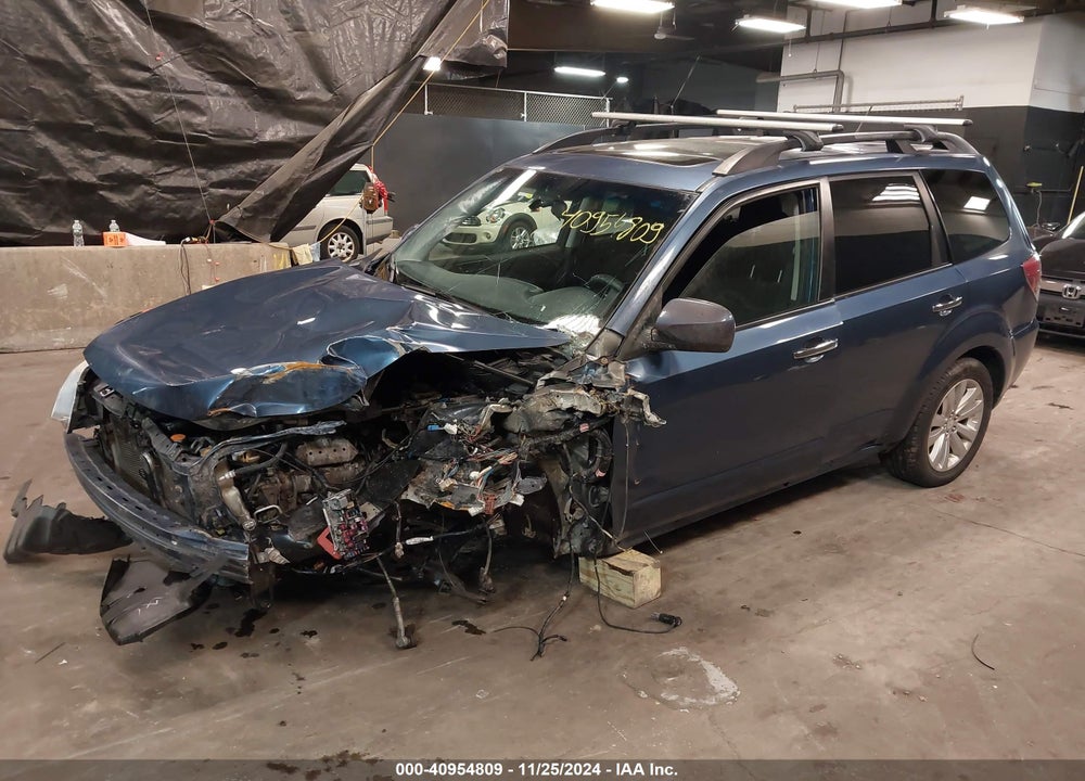 2011 SUBARU FORESTER 2.5X PREMIUM VIN: JF2SHADC6BH779633