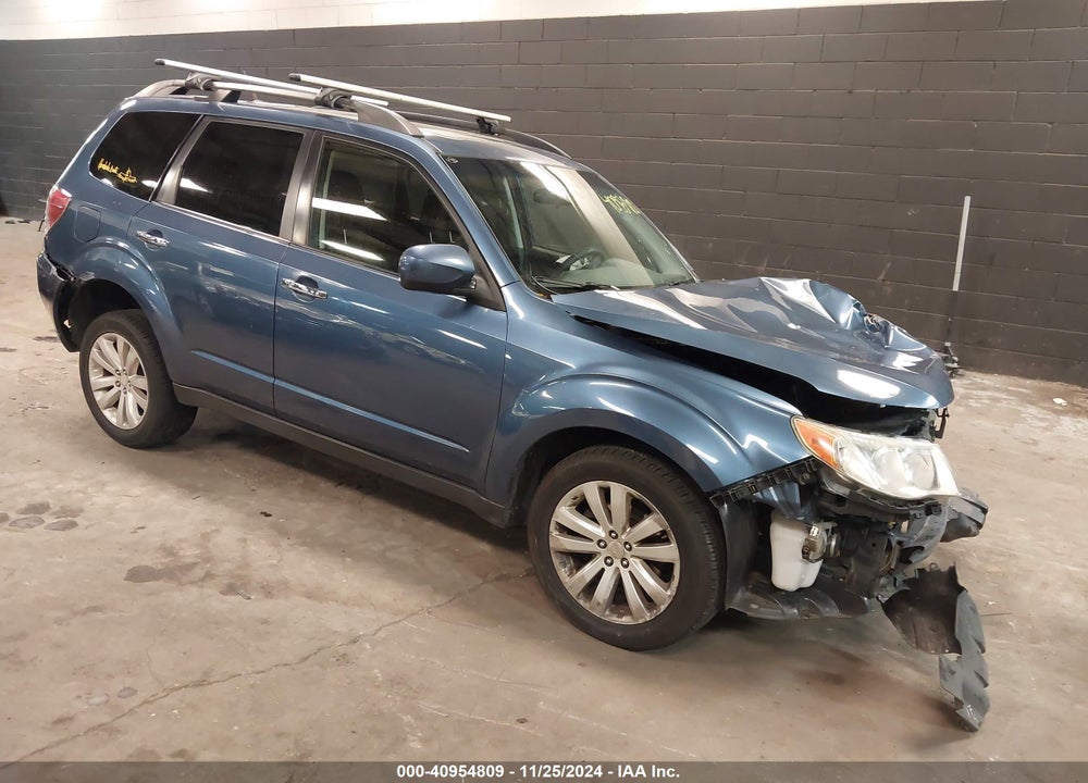 2011 SUBARU FORESTER 2.5X PREMIUM VIN: JF2SHADC6BH779633