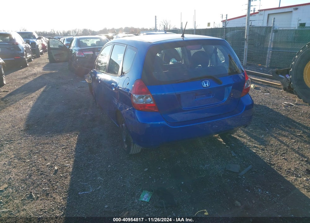 2008 HONDA FIT VIN: JHMGD38408S029458