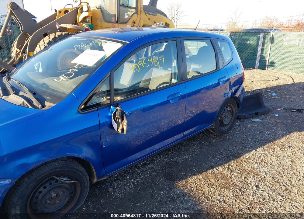 2008 HONDA FIT VIN: JHMGD38408S029458