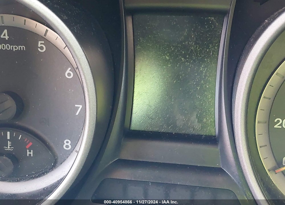 2013 HYUNDAI SANTA FE SPORT VIN: 5XYZUDLB6DG049882