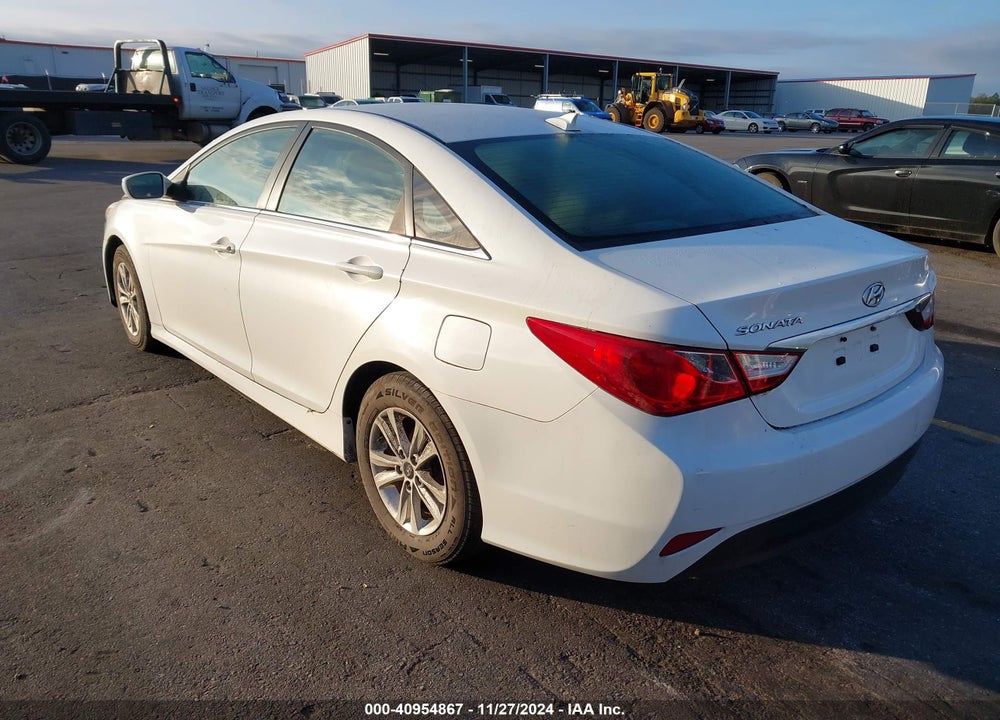 2014 HYUNDAI SONATA GLS VIN: 5NPEB4AC9EH857007