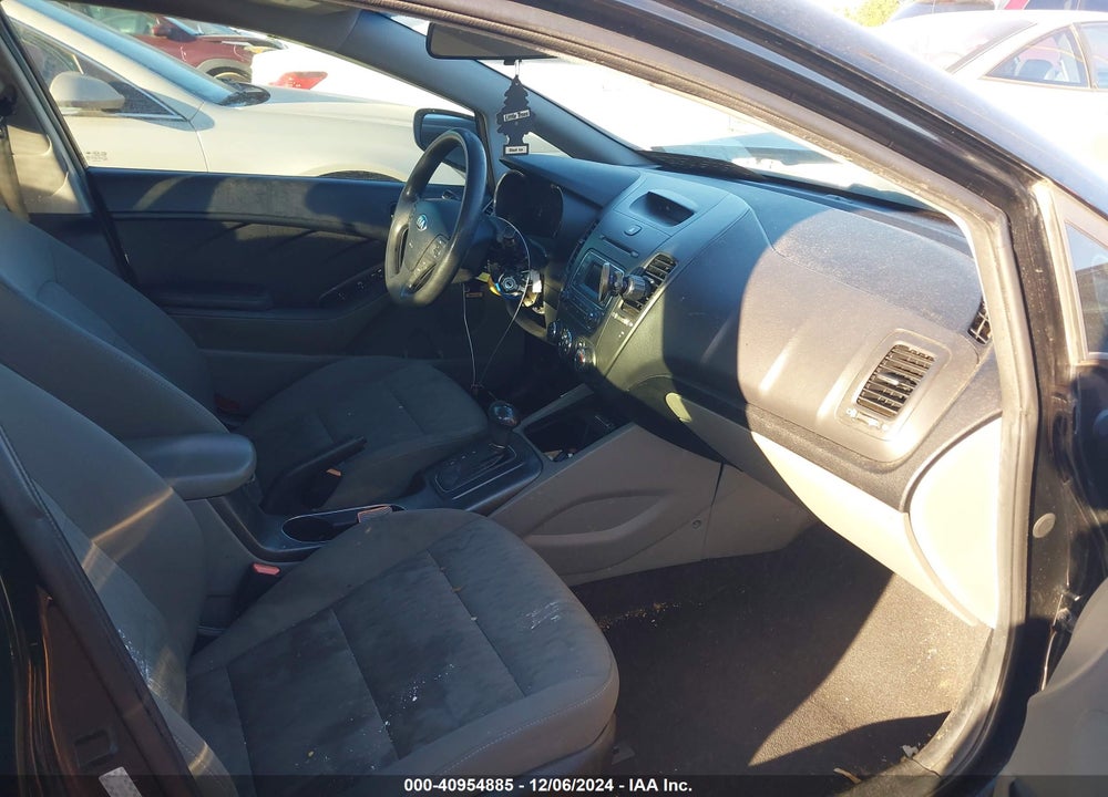 2015 KIA FORTE VIN: KNAFK4A65F5408890