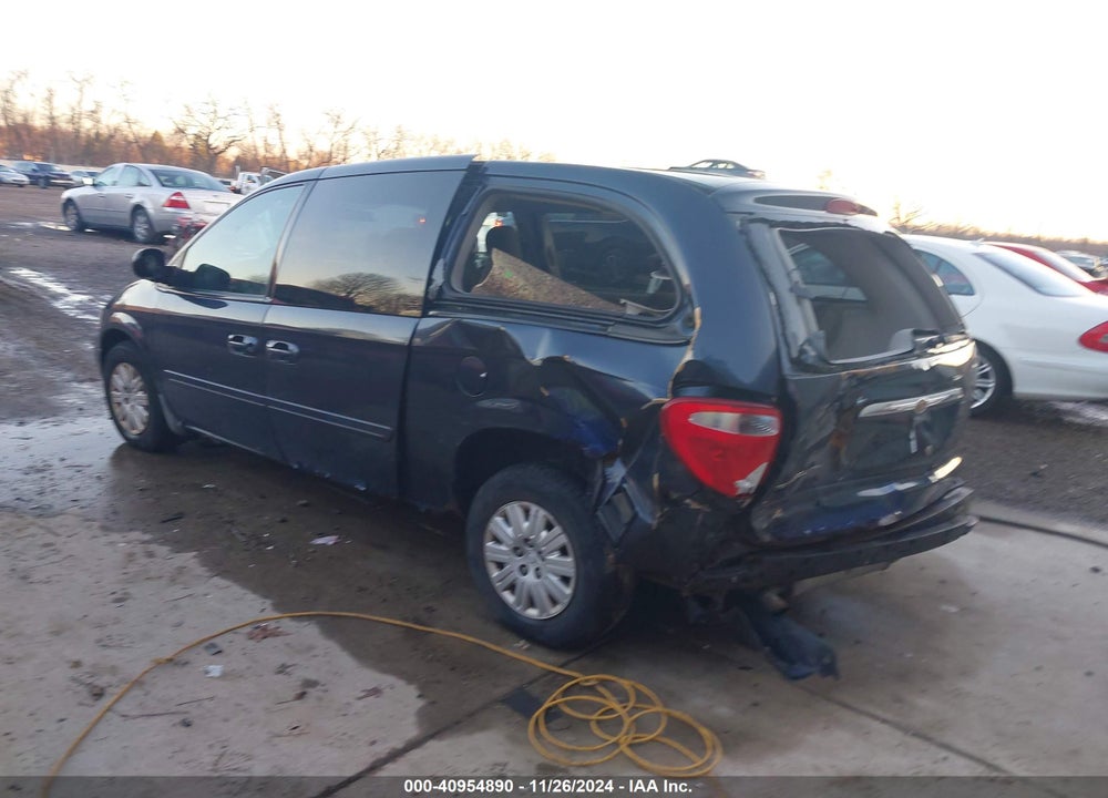 2007 CHRYSLER TOWN & COUNTRY LX VIN: 1A4GP44R27B189852