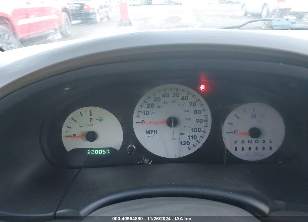 2007 CHRYSLER TOWN & COUNTRY LX VIN: 1A4GP44R27B189852