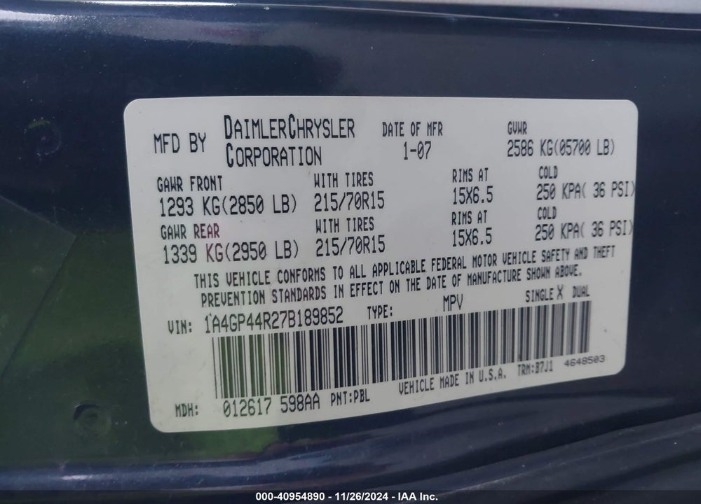2007 CHRYSLER TOWN & COUNTRY LX VIN: 1A4GP44R27B189852