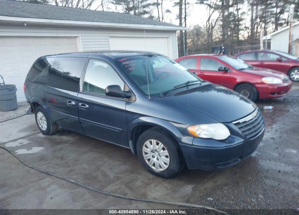 2007 CHRYSLER TOWN & COUNTRY LX VIN: 1A4GP44R27B189852