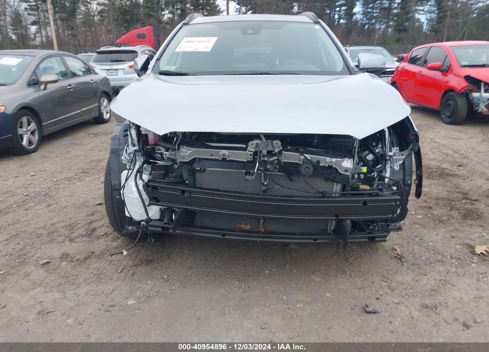2022 TOYOTA COROLLA CROSS LE VIN: 7MUBAABG9NV022353