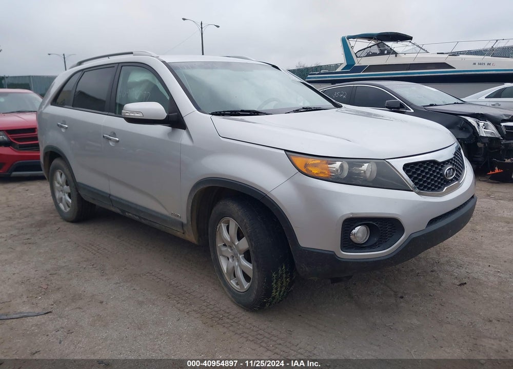 2012 KIA SORENTO LX VIN: 5XYKTDA67CG224911