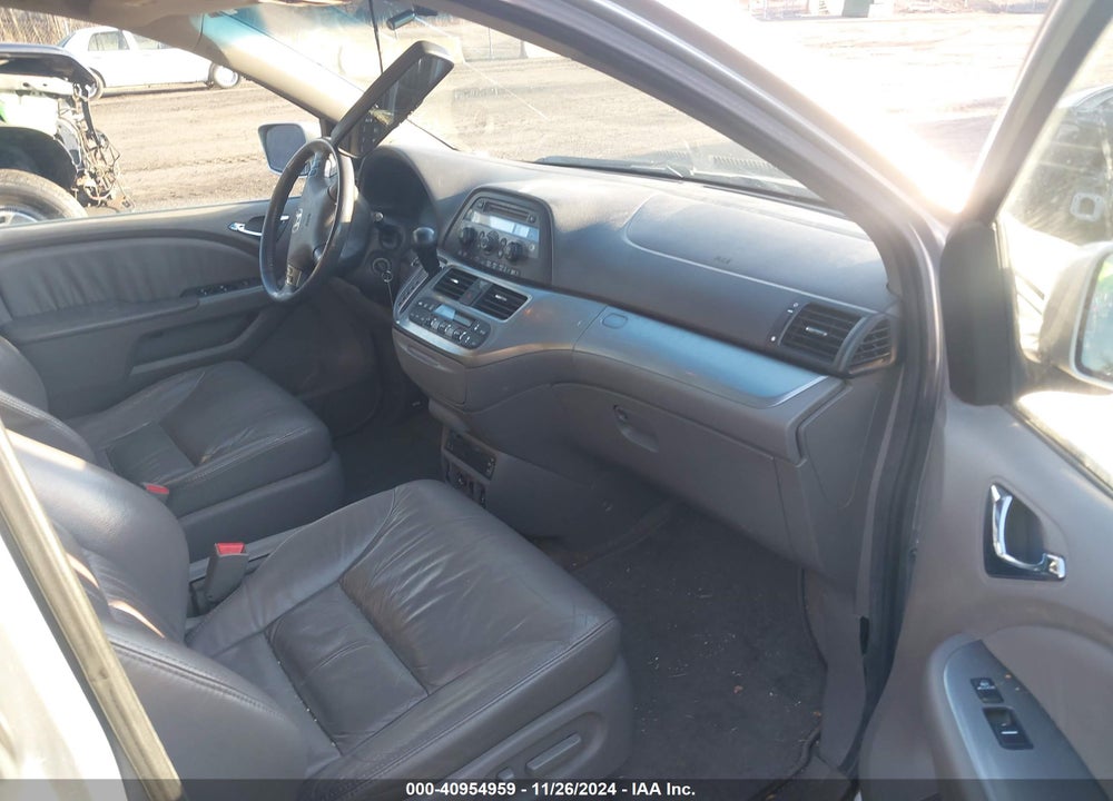 2010 HONDA ODYSSEY EX-L VIN: 5FNRL3H76AB023982