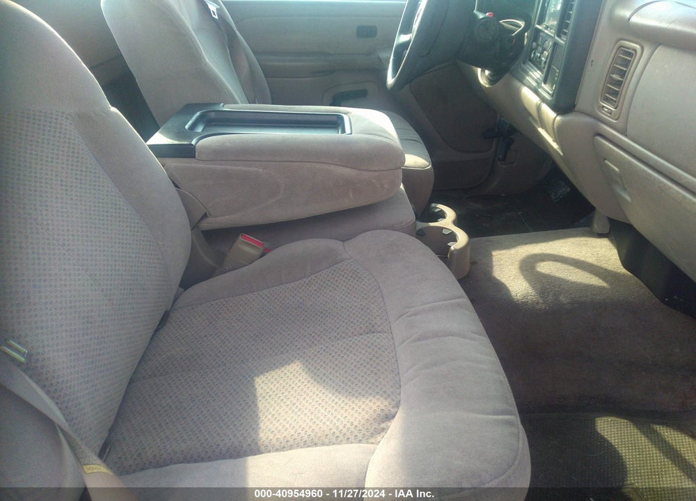 2001 CHEVROLET SILVERADO 1500 LS VIN: 1GCEC14V11Z119018