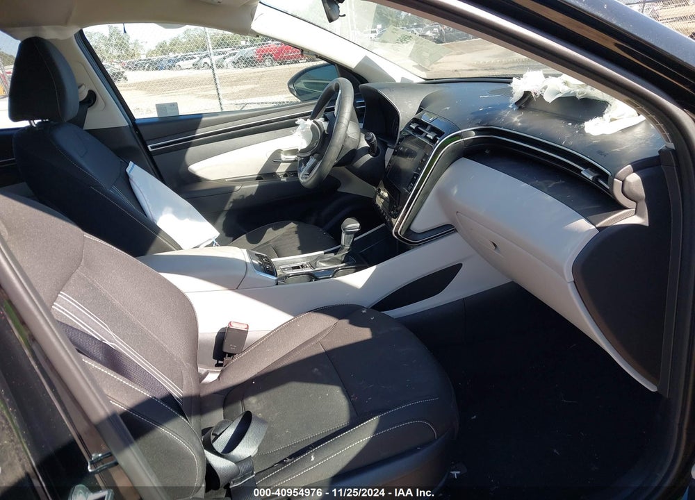 2024 HYUNDAI TUCSON SEL VIN: 5NMJBCDE8RH327233