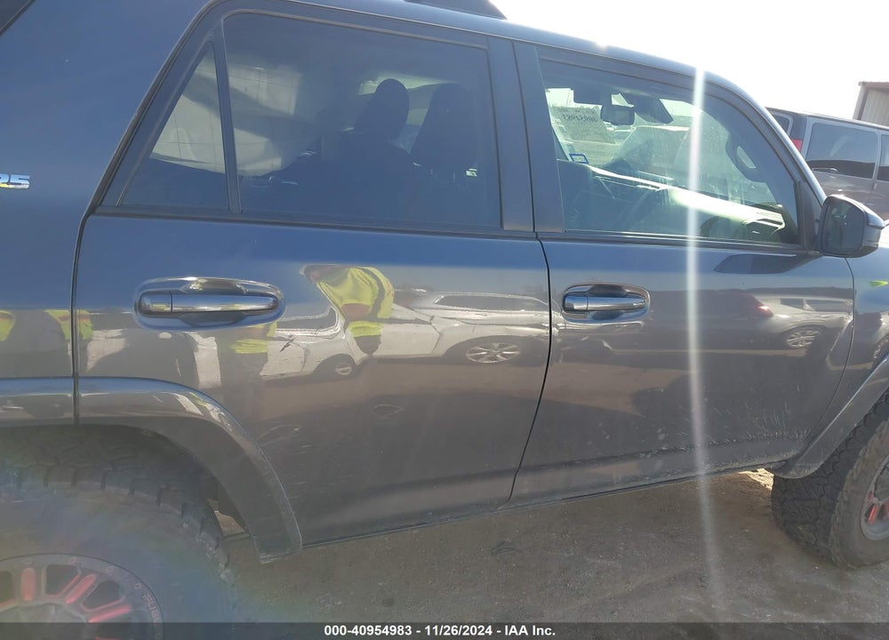 2021 TOYOTA 4RUNNER SR5 VIN: JTEMU5JR9M5866655