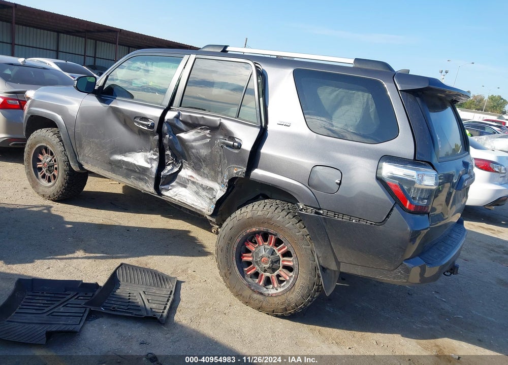 2021 TOYOTA 4RUNNER SR5 VIN: JTEMU5JR9M5866655