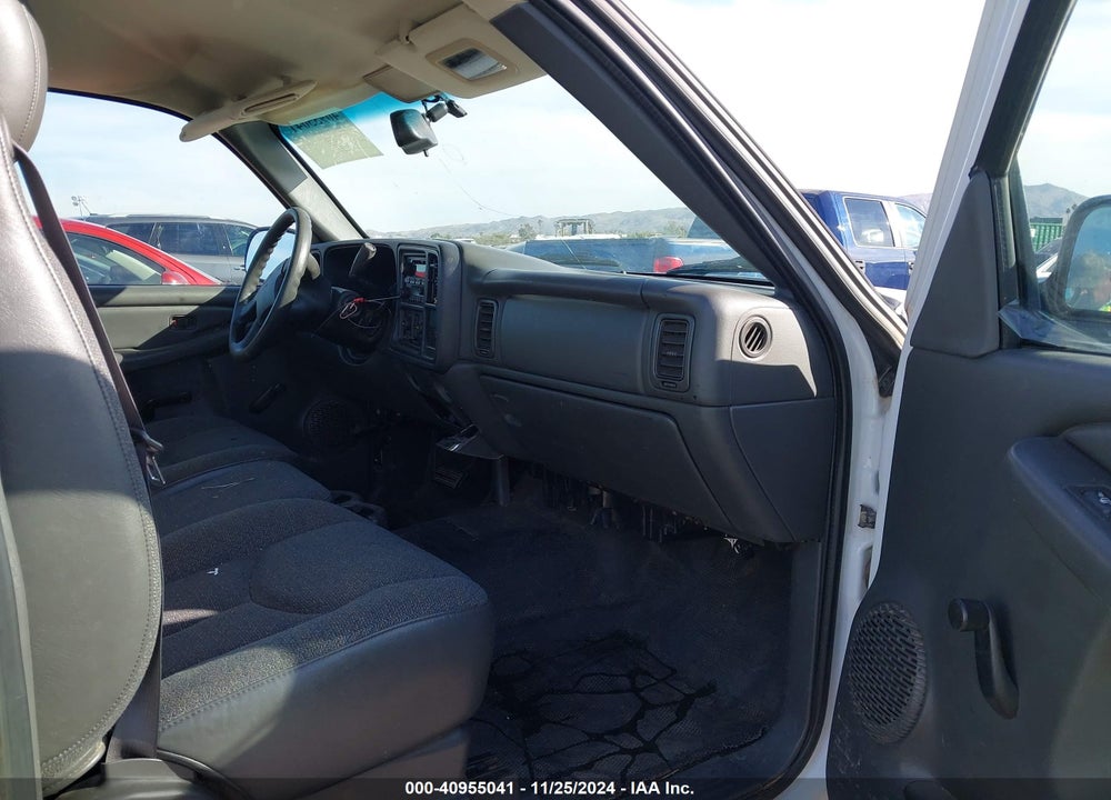 2004 CHEVROLET SILVERADO 1500 VIN: 1GCEC14V94E401693