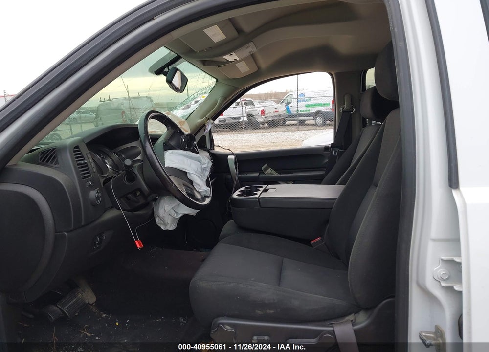 2013 CHEVROLET SILVERADO 2500HD LT VIN: 1GC1KXCGXDF121301
