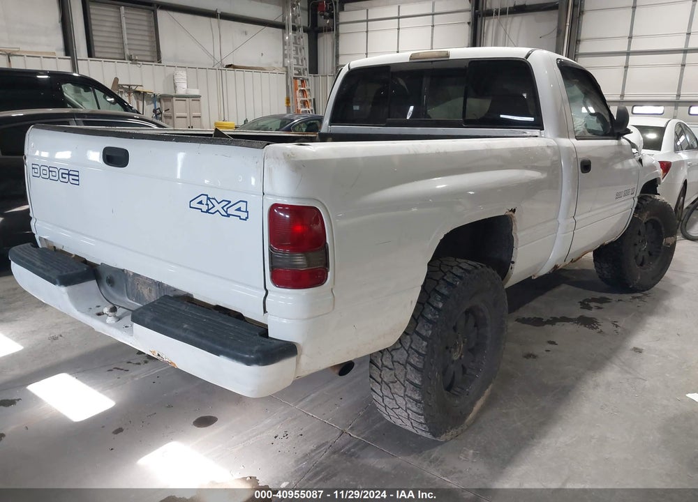2001 DODGE RAM 1500 VIN: 1B7HF16Z51S660358