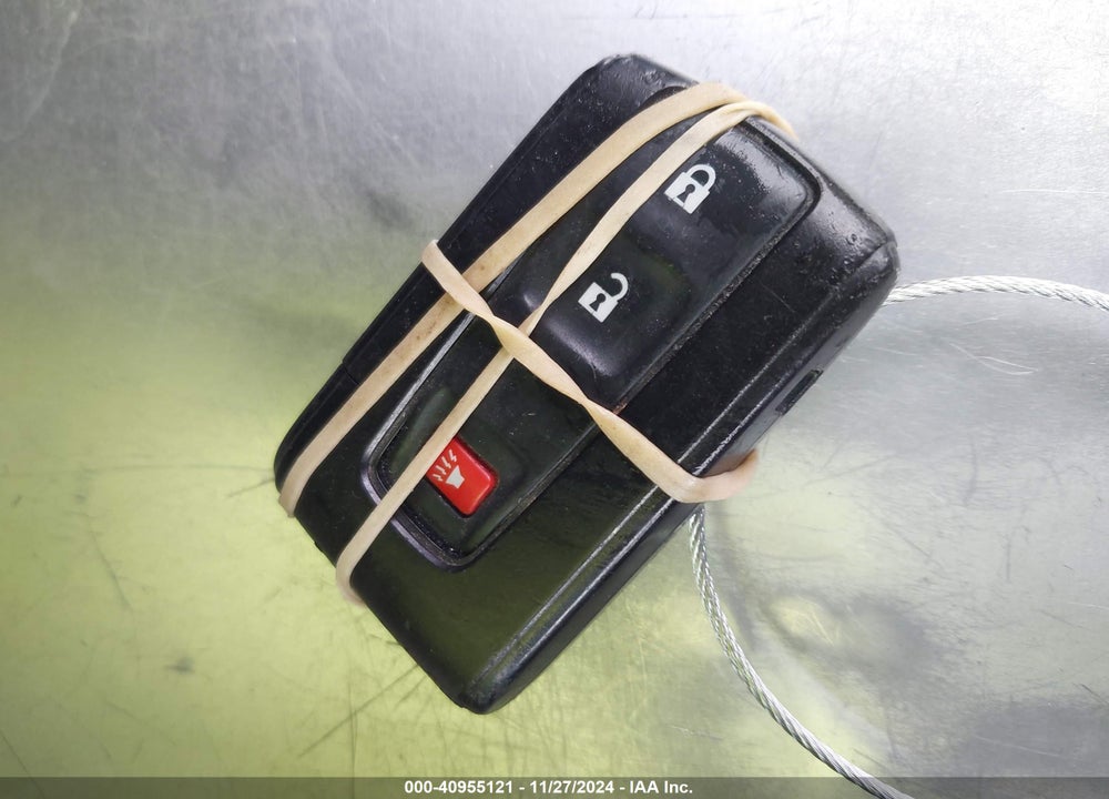 2009 TOYOTA PRIUS VIN: JTDKB20U897863084